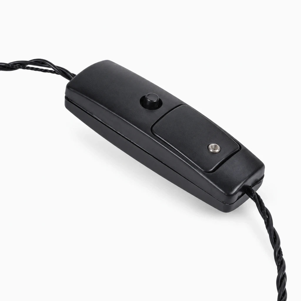 Collier guirlande lumineuse noel sans fil ni batterie apparente, détail des huit points lumineux