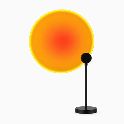 Lampes soleil compactes diffusant lumière blanche chaude et reflets mouvants en décoration d'intérieur