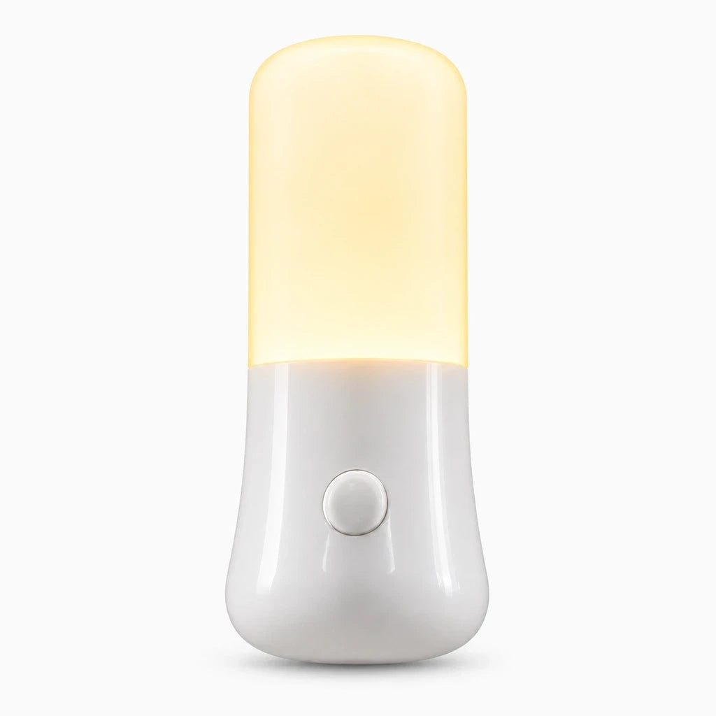 Veilleuse sur prise compacte diffusant lumière douce blanche pour chambre d'enfant